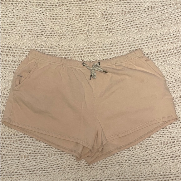 Vuori Tan Peach Women's Athletic Shorts - Picture 1 of 3